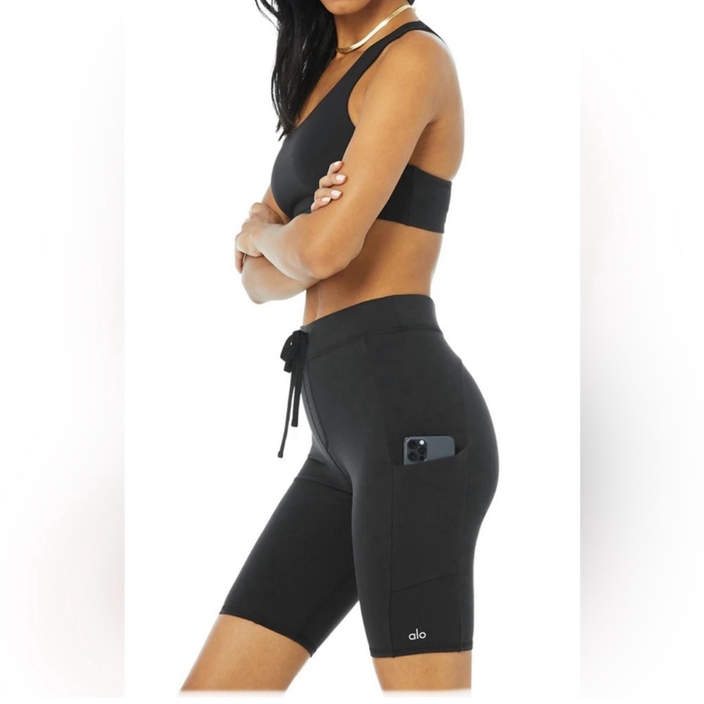 Size small ALO bicycle shorts!